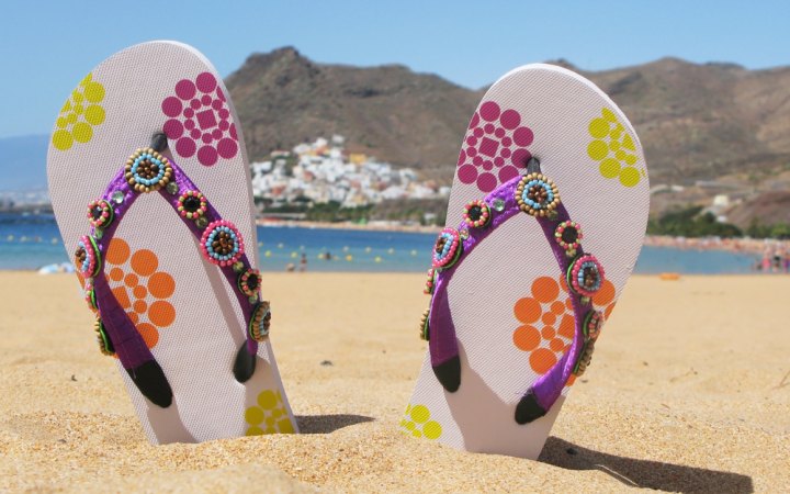 beach footwear women