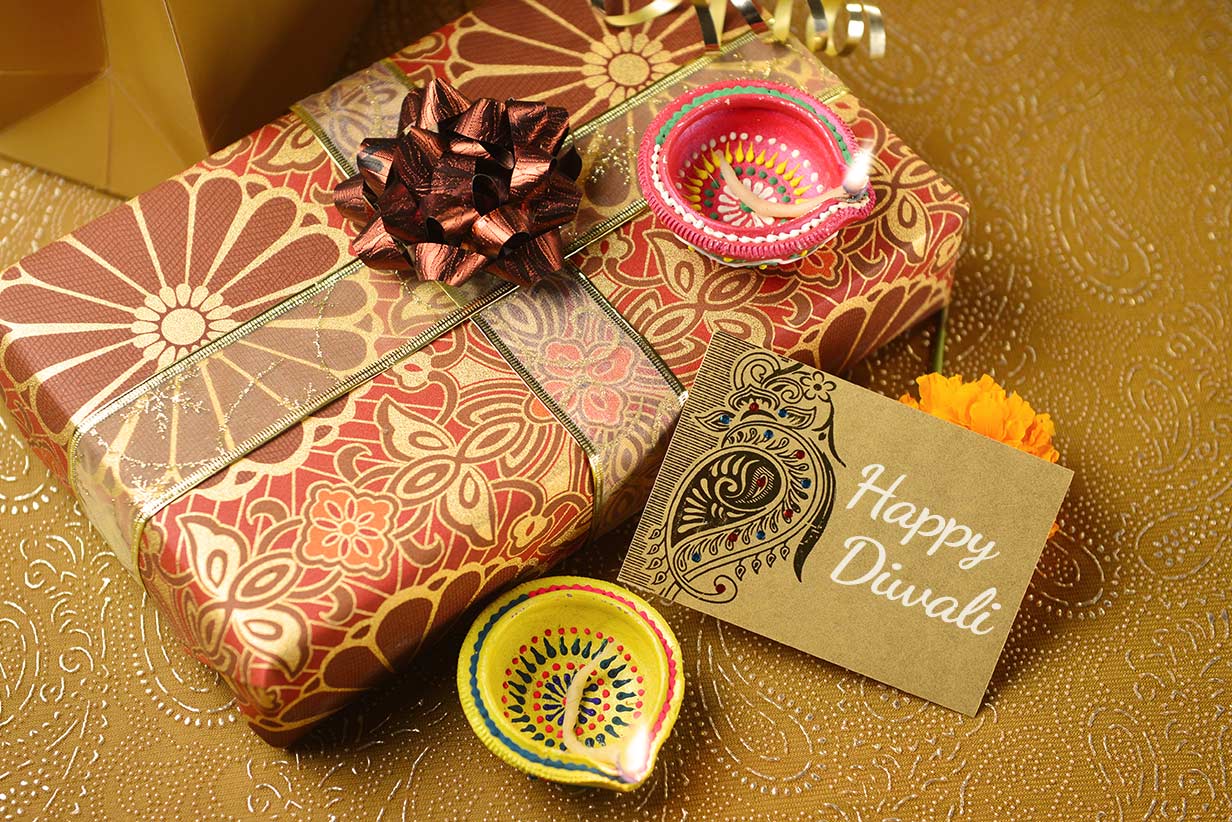 Corporate Diwali Gifts Online | Diwali Gifts Ideas for Employees |  FlowerAura