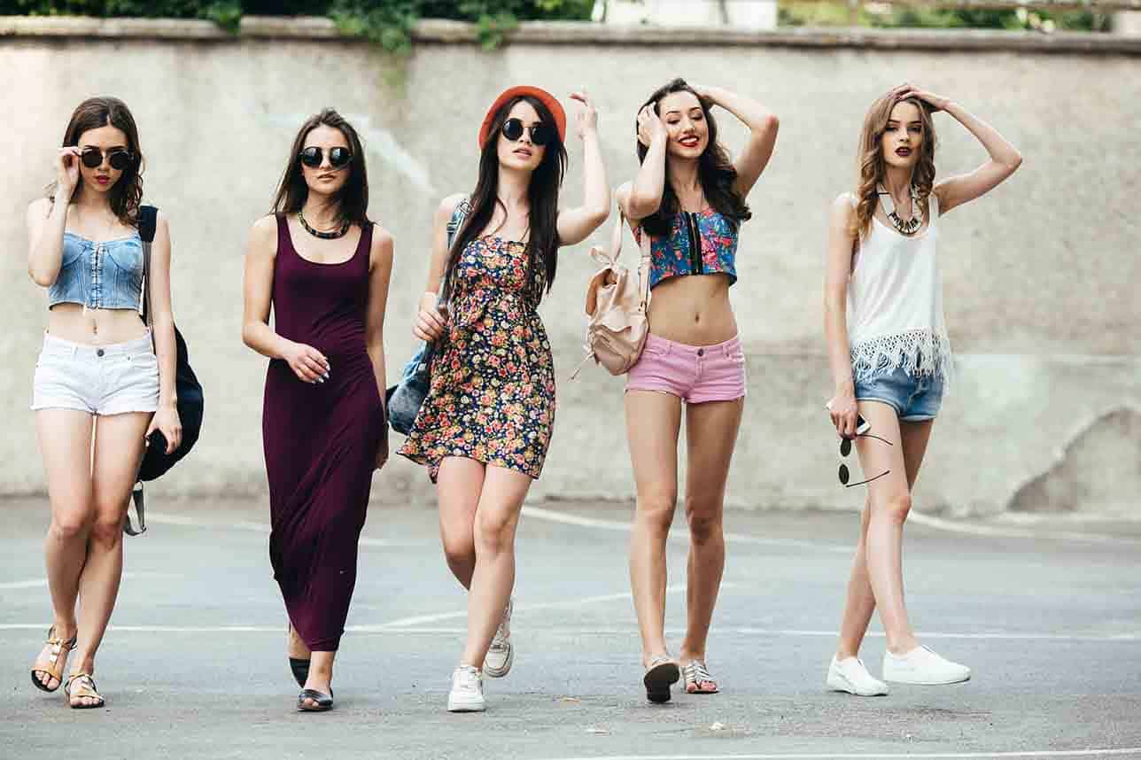 best outfits for short girls