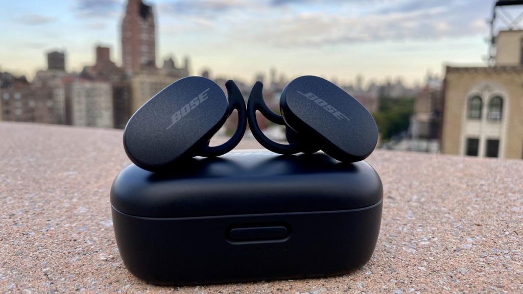 wireless earbuds